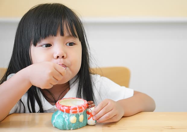子供の歯を守る正しいケアを習慣づけよう！