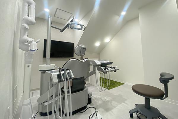 矢向ホワイト歯科個室診療室